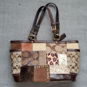 Coach Women's Shoulder Bag